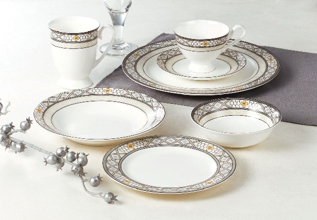 Bone China Dinner Set