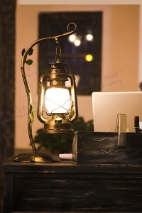 Table Lamp